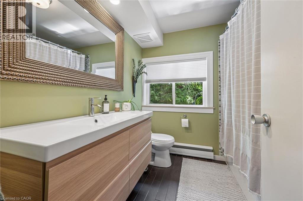 16 PARKWOOD Drive - 23