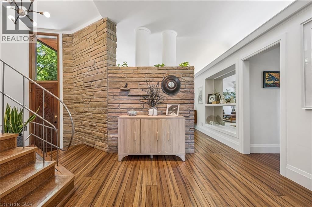 16 PARKWOOD Drive - 8
