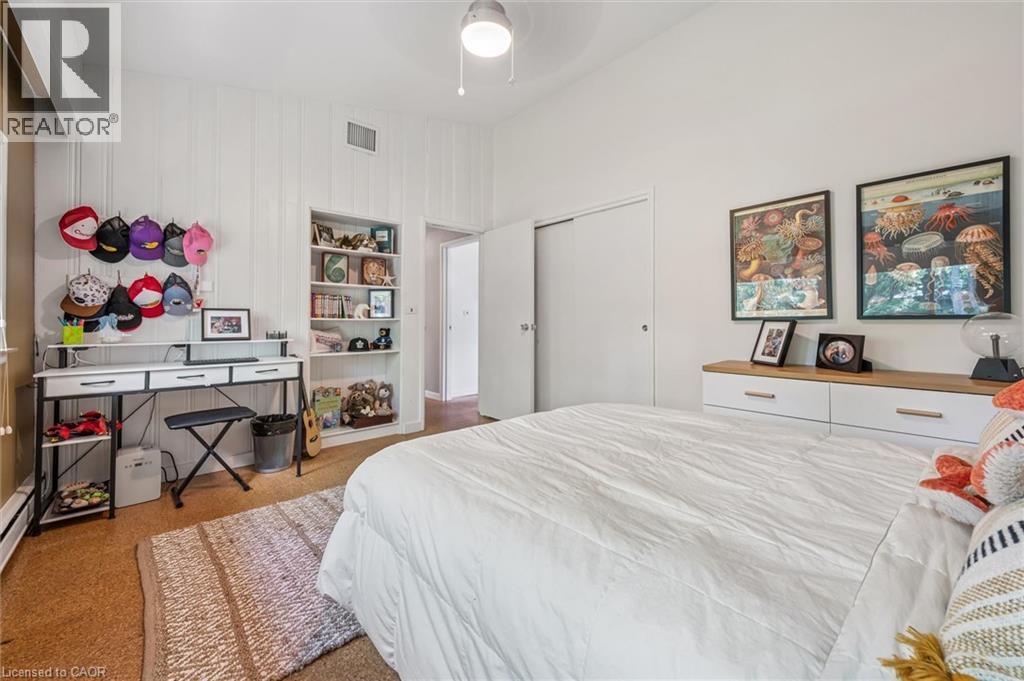 16 PARKWOOD Drive - 29
