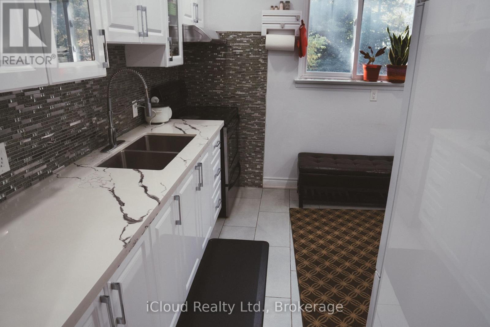 #16 50 COLEMAN AVENUE - 7