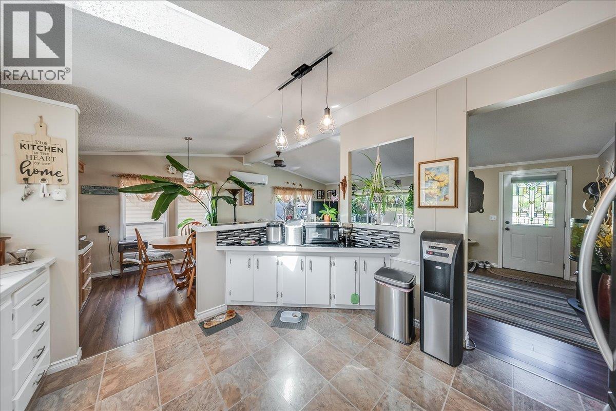 1026 Horcoff Road - 8