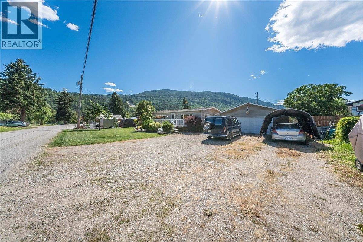 1026 Horcoff Road - 27