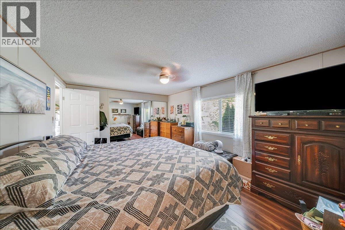 1026 Horcoff Road - 24