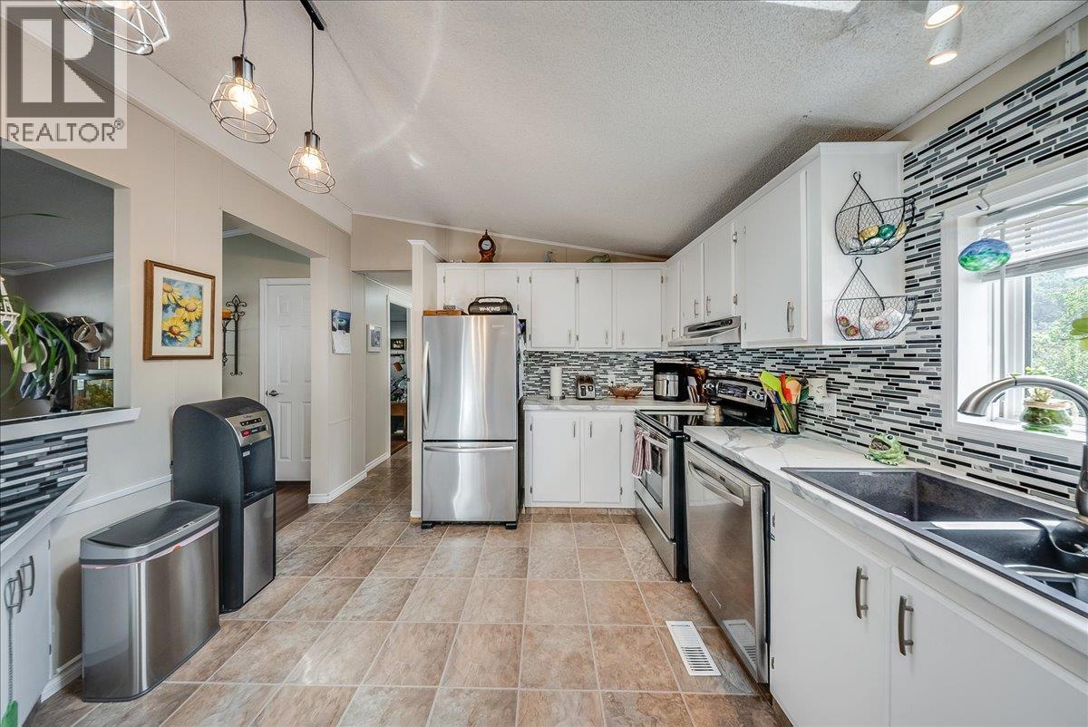 1026 Horcoff Road - 5