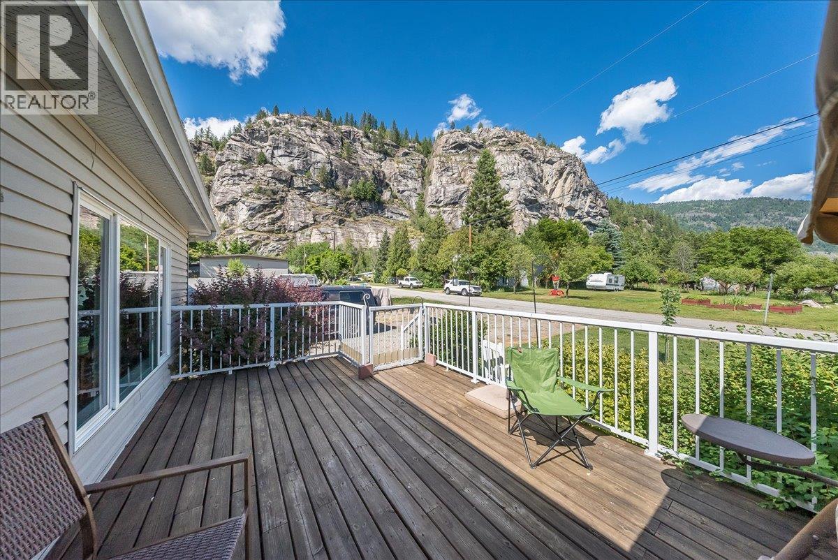 1026 Horcoff Road - 34