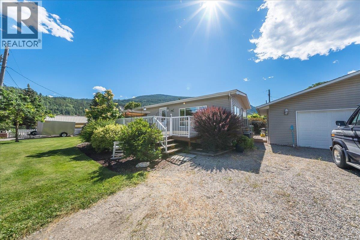 1026 Horcoff Road - 31