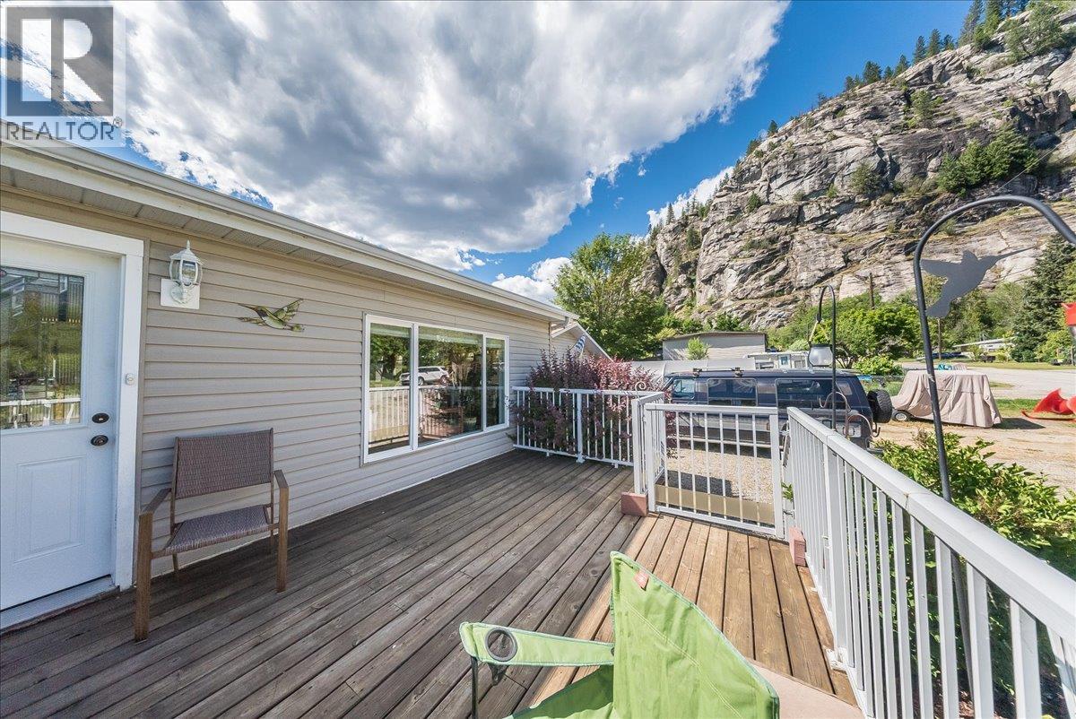 1026 Horcoff Road - 35