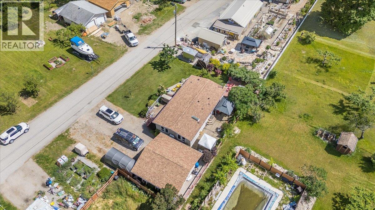 1026 Horcoff Road - 56