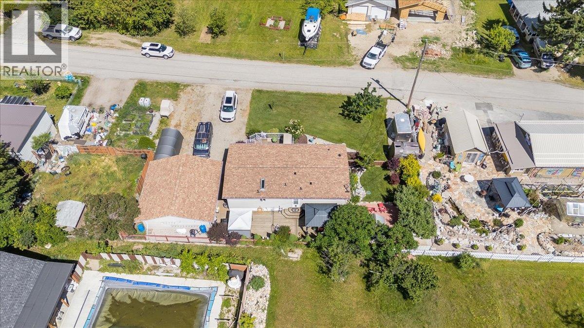 1026 Horcoff Road - 57