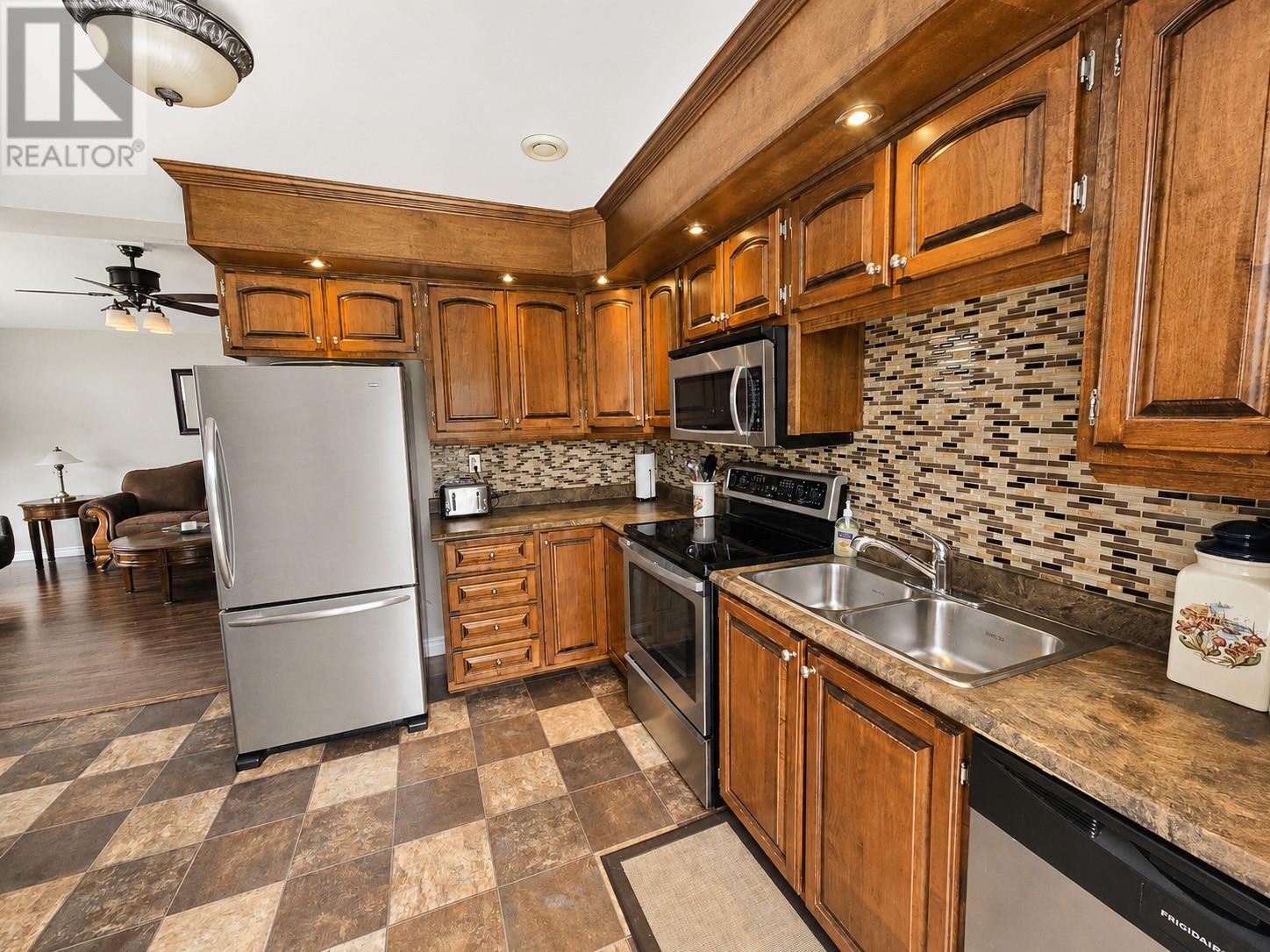 8 Coveyduck Place - 7