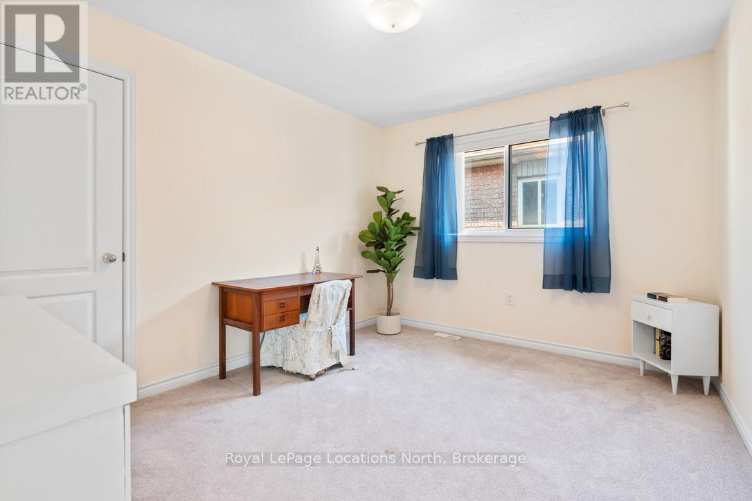 83 WHITE ELM ROAD - 16