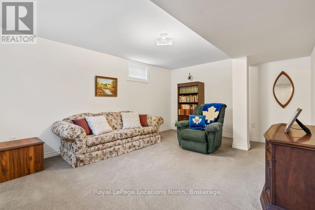 83 WHITE ELM ROAD - 15