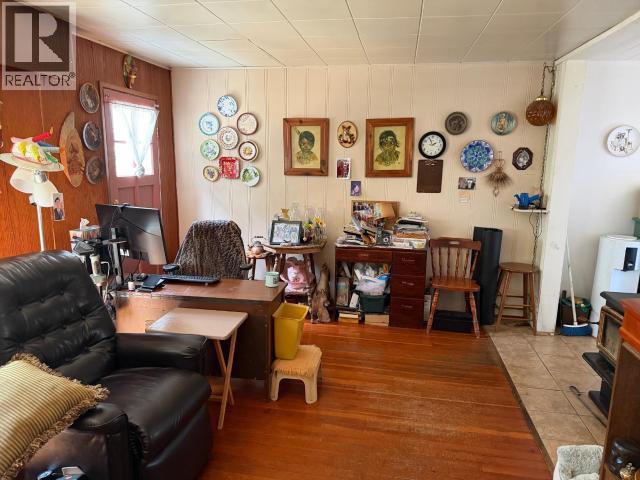 2009 NICHOLAS AVE - 5