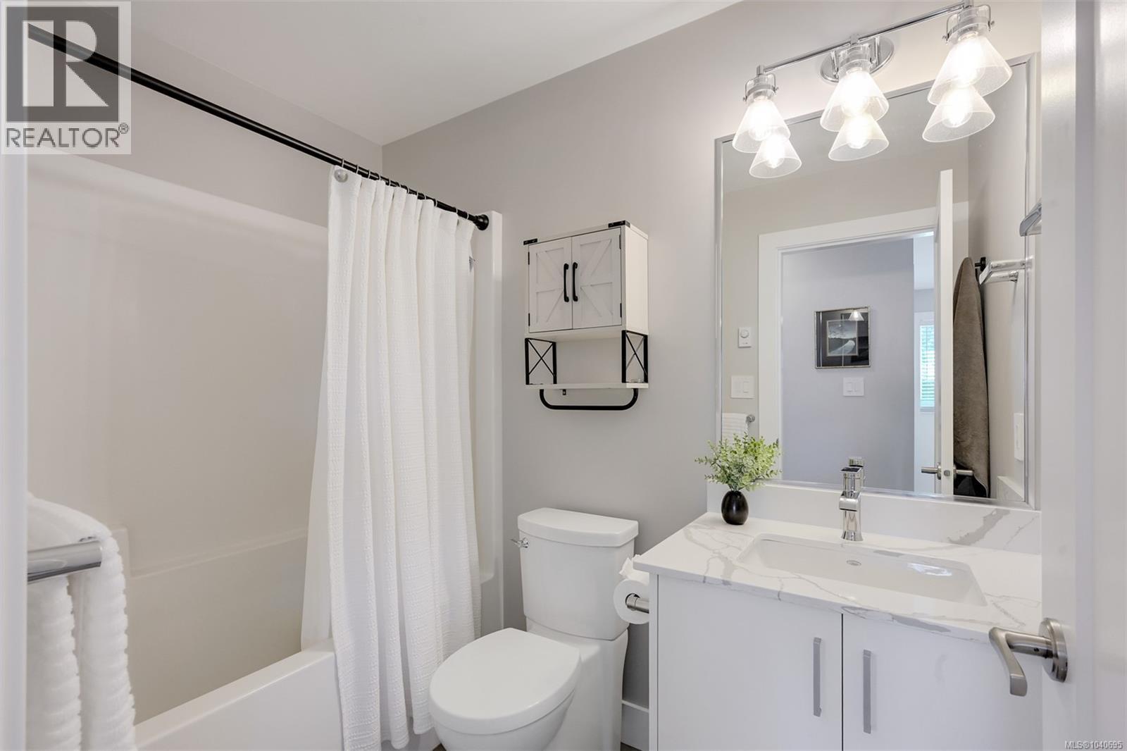  1445 Stella Lane, Langford