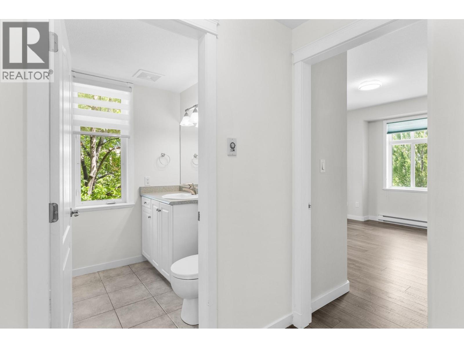 301 305 Whitman Road, Kelowna