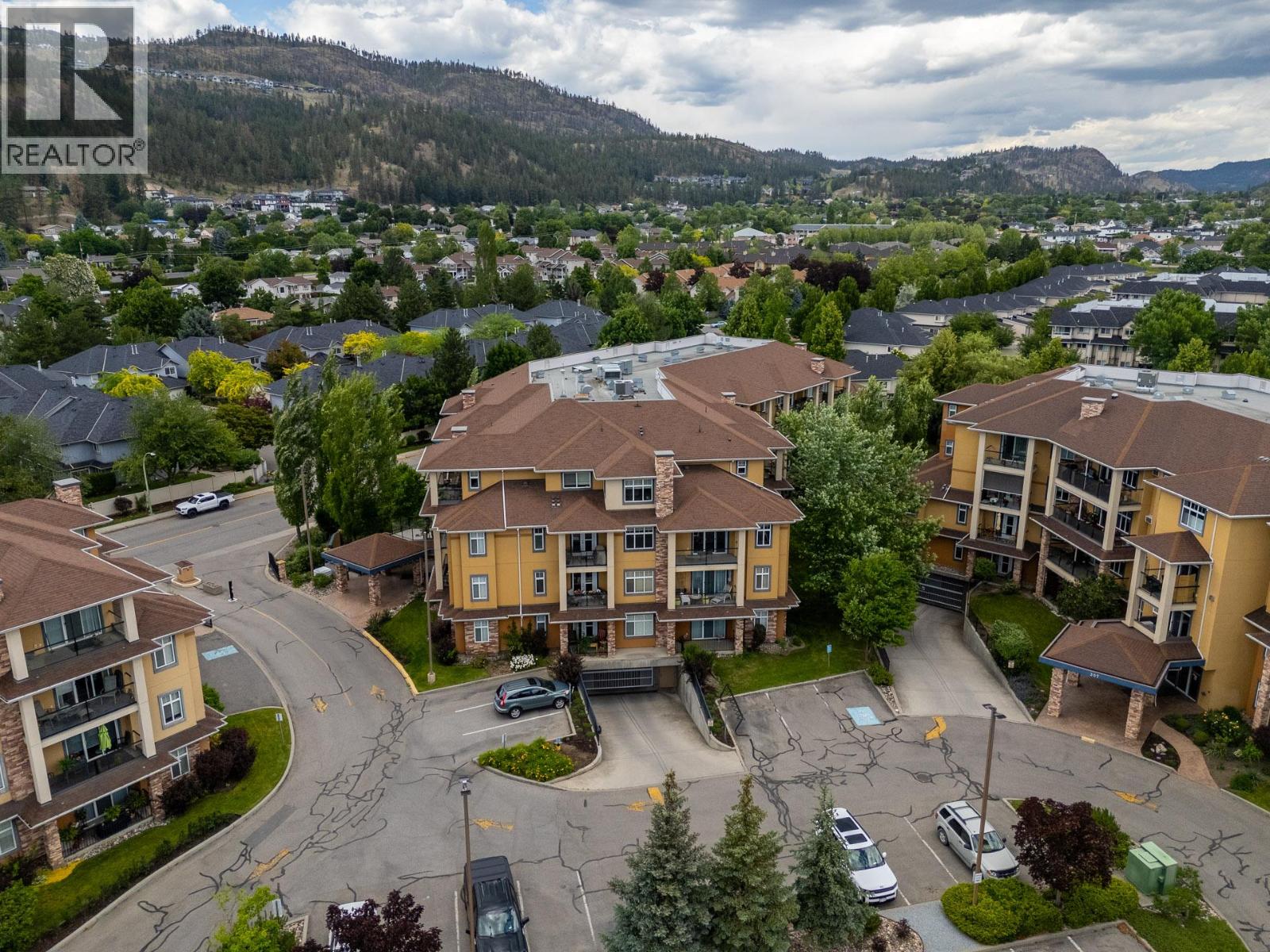 301 305 Whitman Road, Kelowna