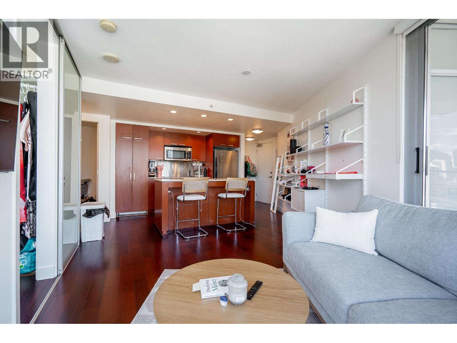 1 Bed, 1 Bath House for Sale in Vancouver – 2206 1255 SEYMOUR STREET, Vancouver – MLS# R3138879 - Image 10