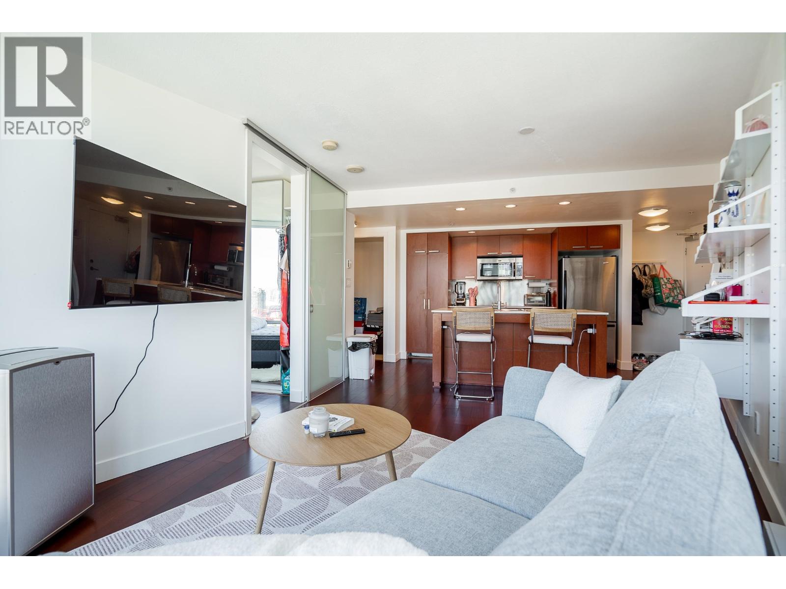 1 Bed, 1 Bath House for Sale in Vancouver – 2206 1255 SEYMOUR STREET, Vancouver – MLS# R3138879 - Image 11