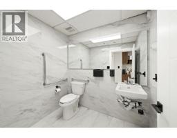 104 E 3rd Street, North Vancouver, BC V7L1E6 Photo 8