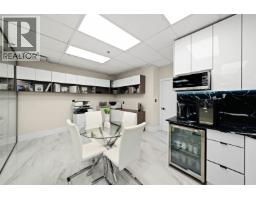 104 E 3rd Street, North Vancouver, BC V7L1E6 Photo 9