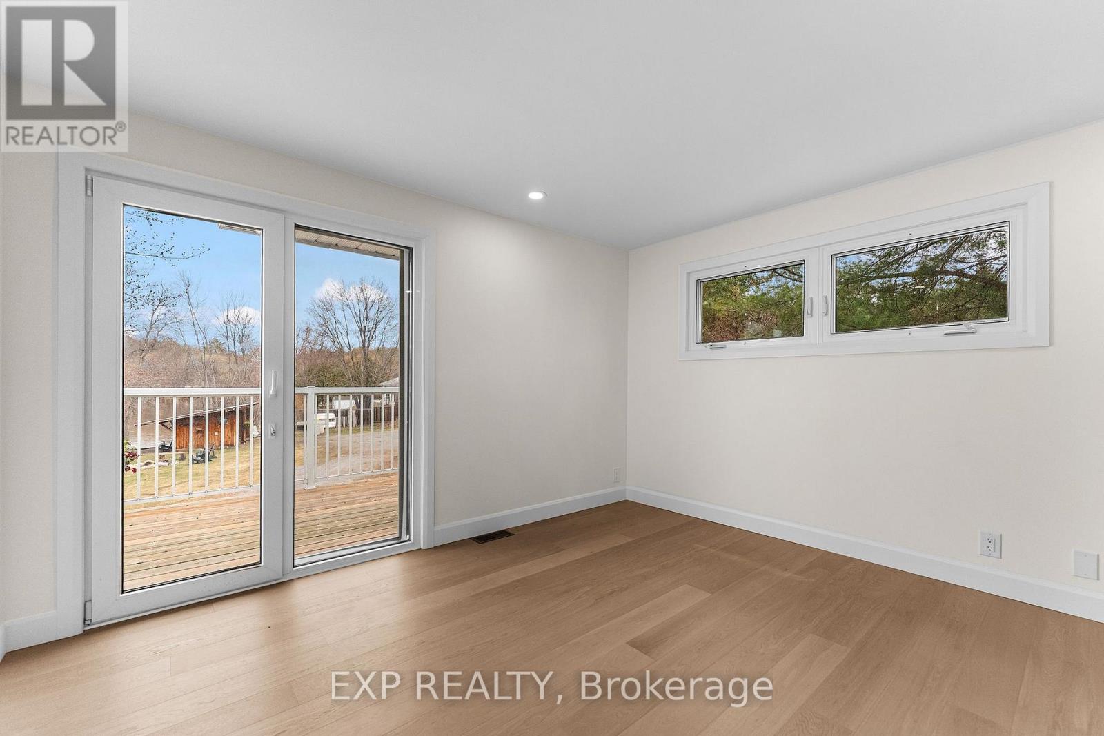 59 STRACK LANE - 20