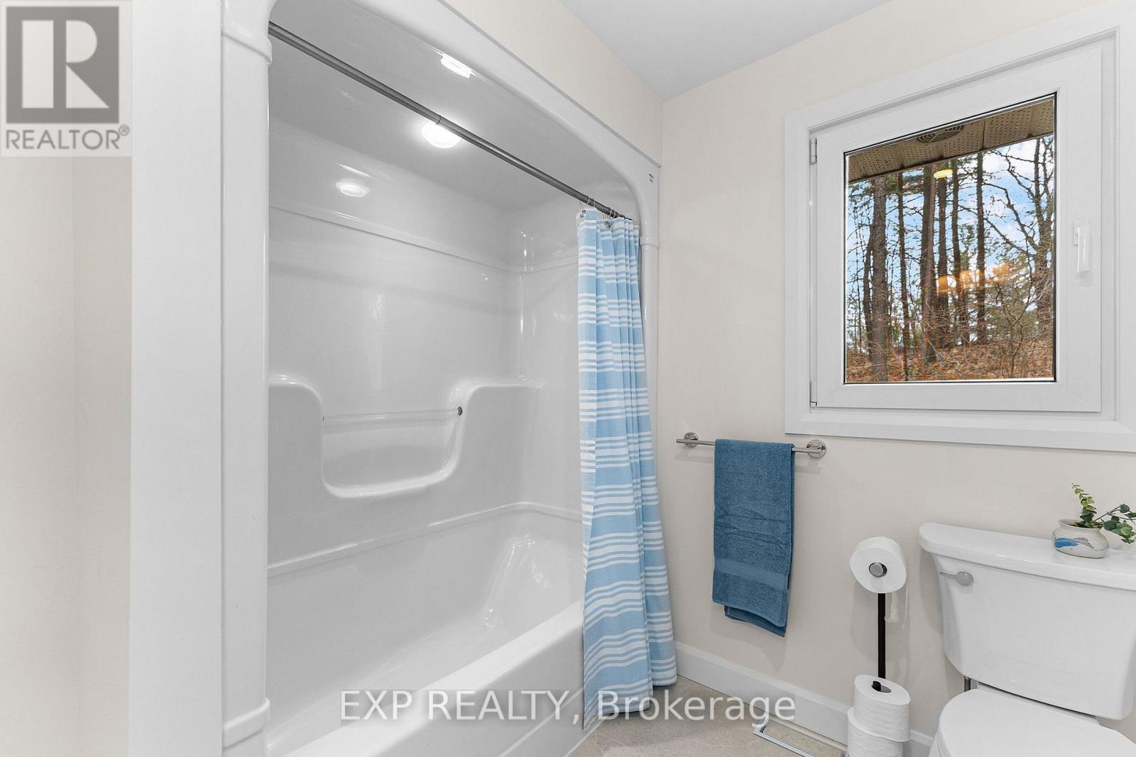 59 STRACK LANE - 29