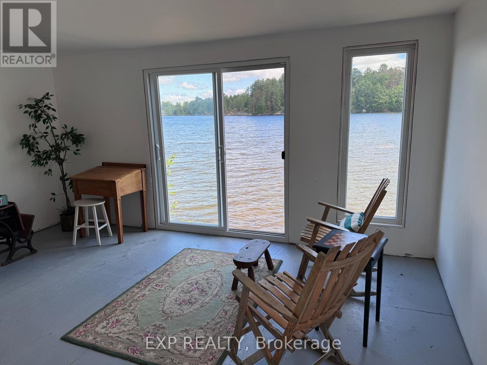 59 STRACK LANE - 36