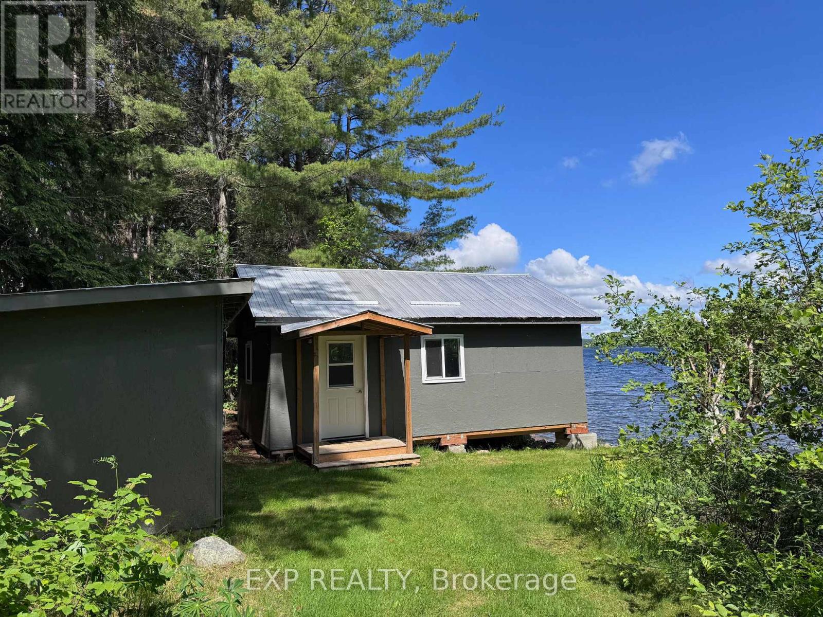 59 STRACK LANE - 34