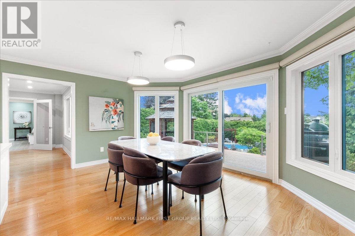 465 ROUGEMOUNT DRIVE - 10