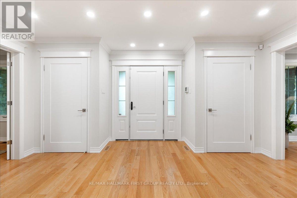 465 ROUGEMOUNT DRIVE - 4