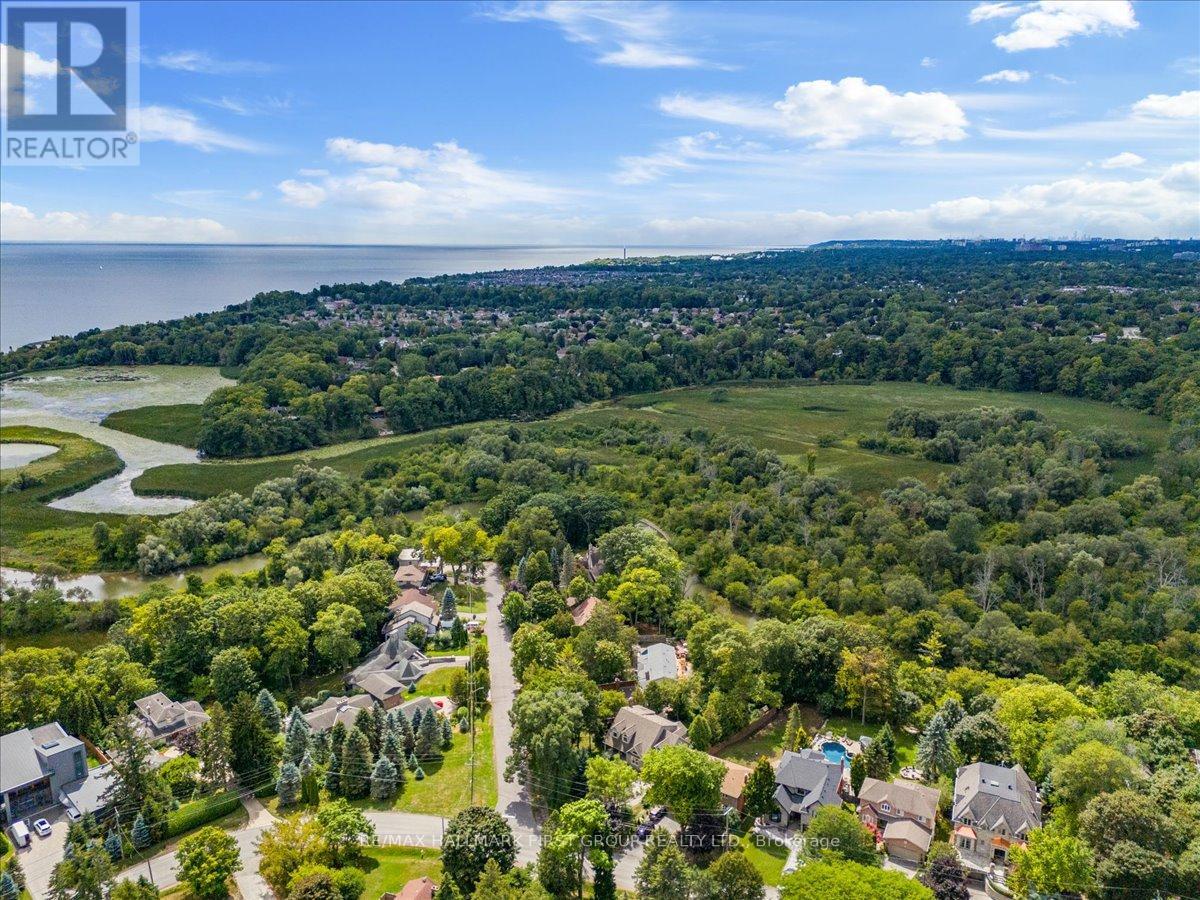 465 ROUGEMOUNT DRIVE - 50
