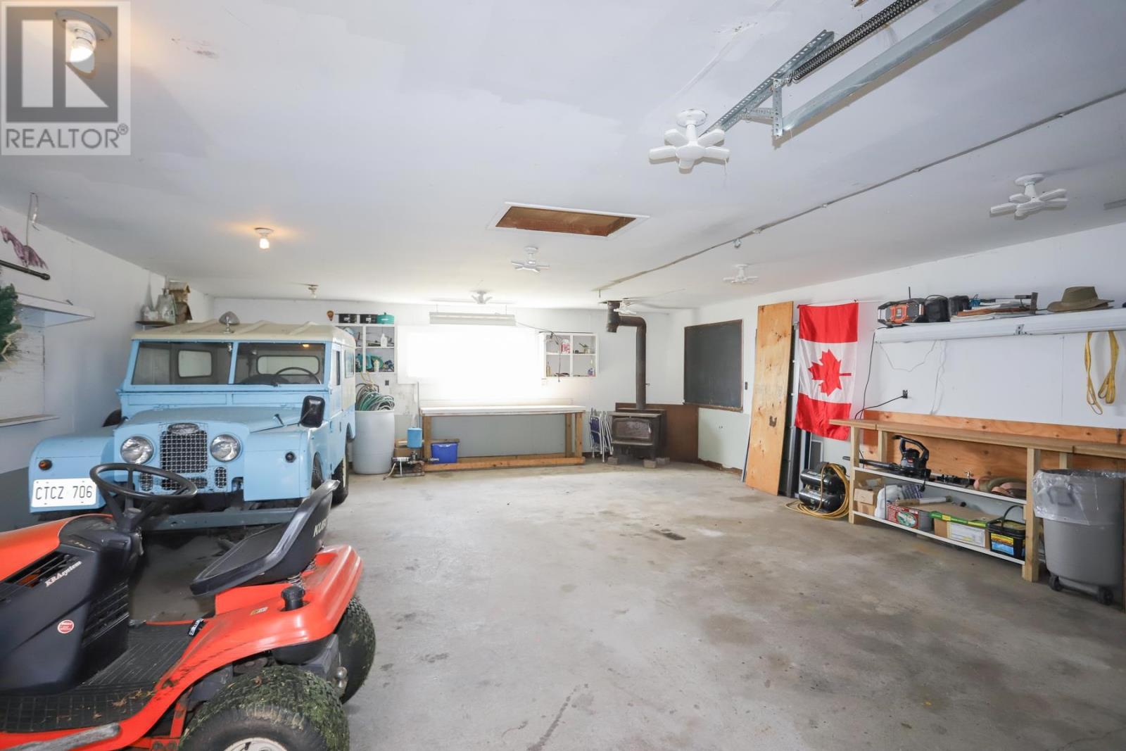 11 Mitchell ST - 50