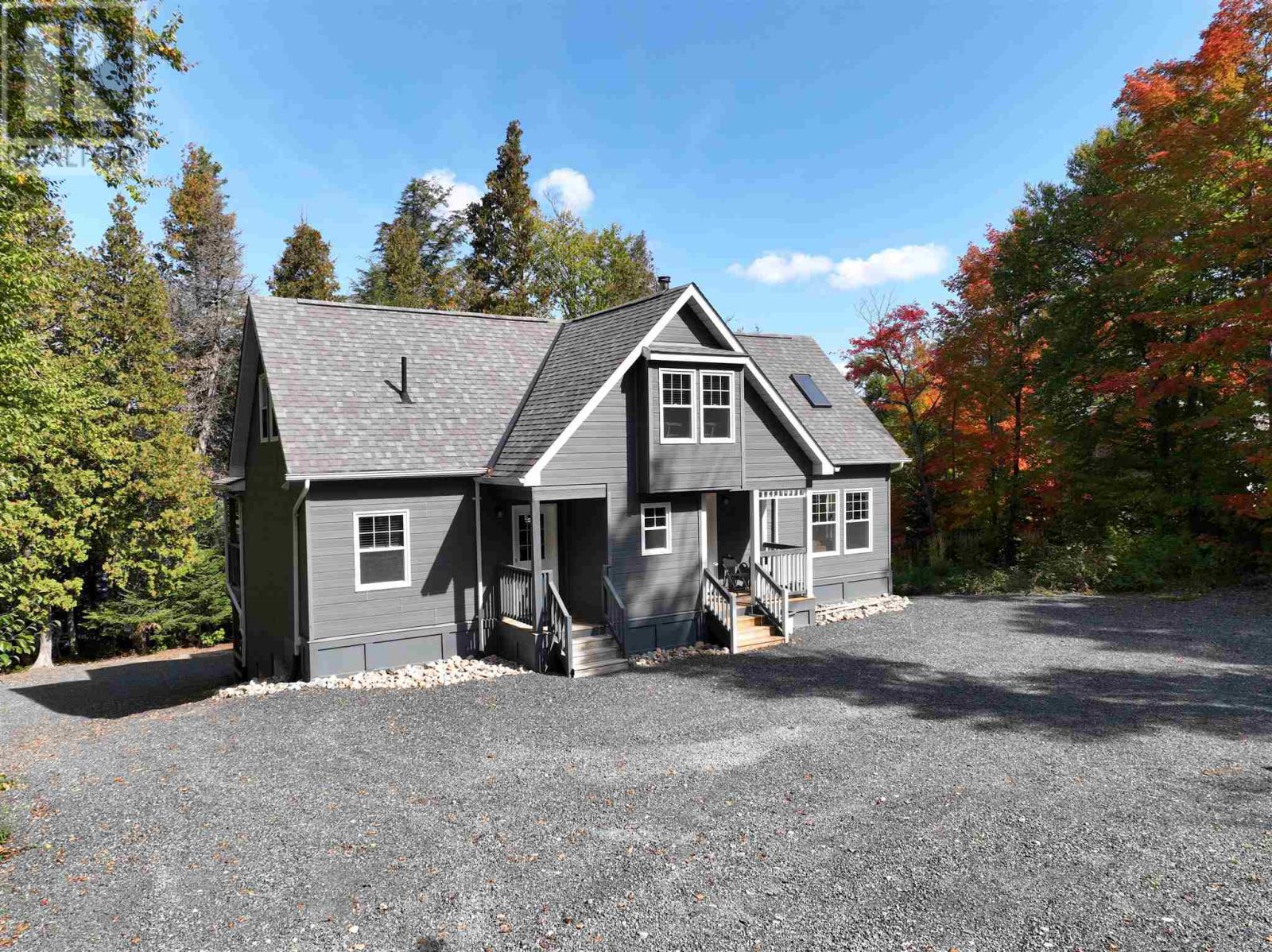 22 Sunrise Bay RD - 4