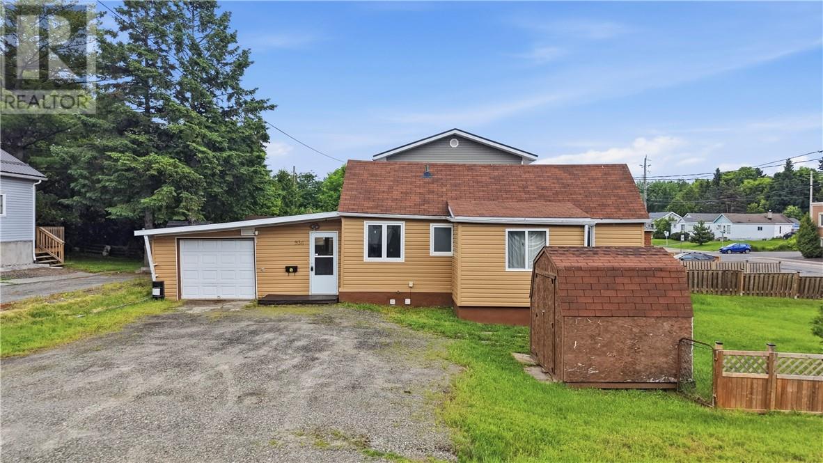936 Bancroft Drive - 1