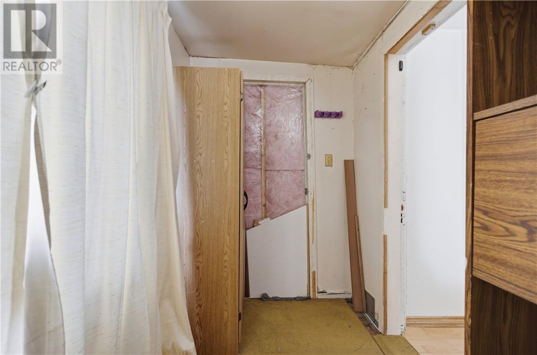 936 Bancroft Drive - 14