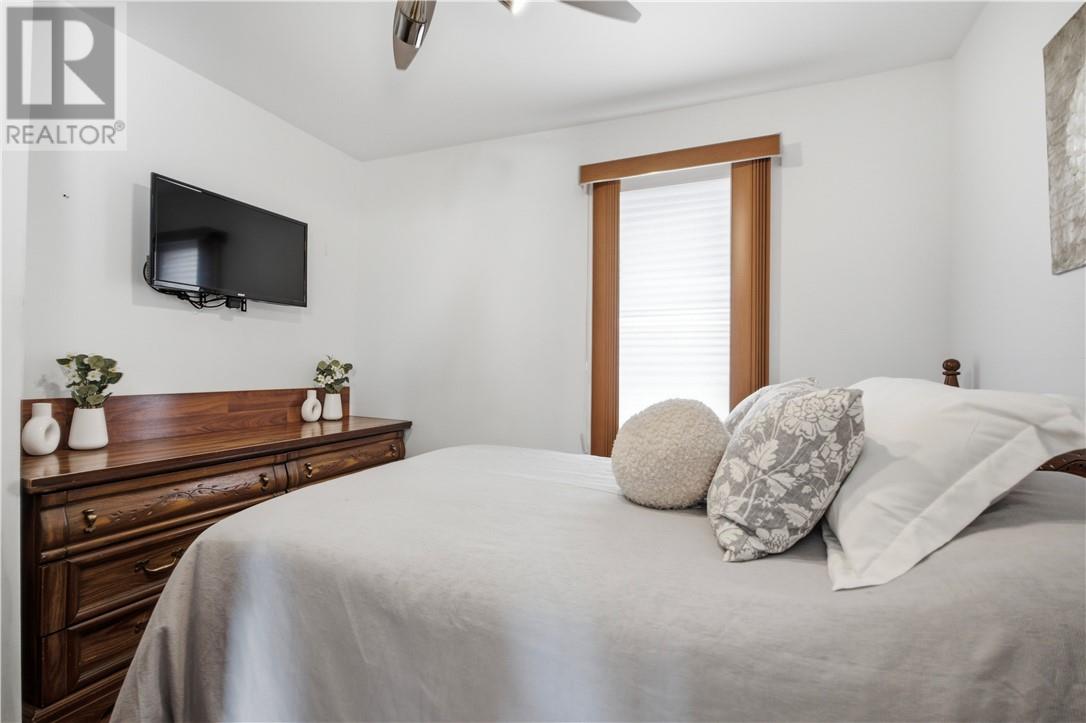 936 Bancroft Drive - 20