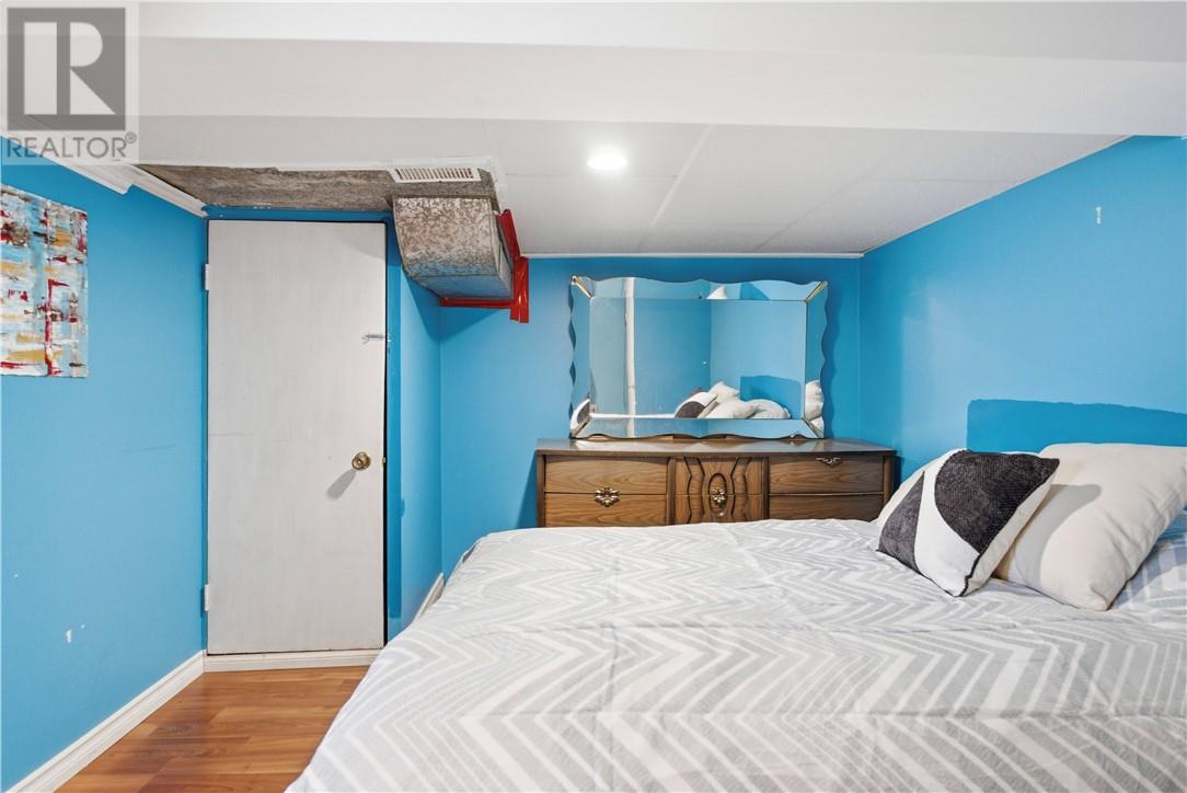 936 Bancroft Drive - 28
