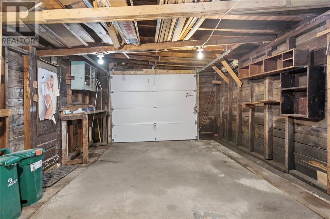 936 Bancroft Drive - 36