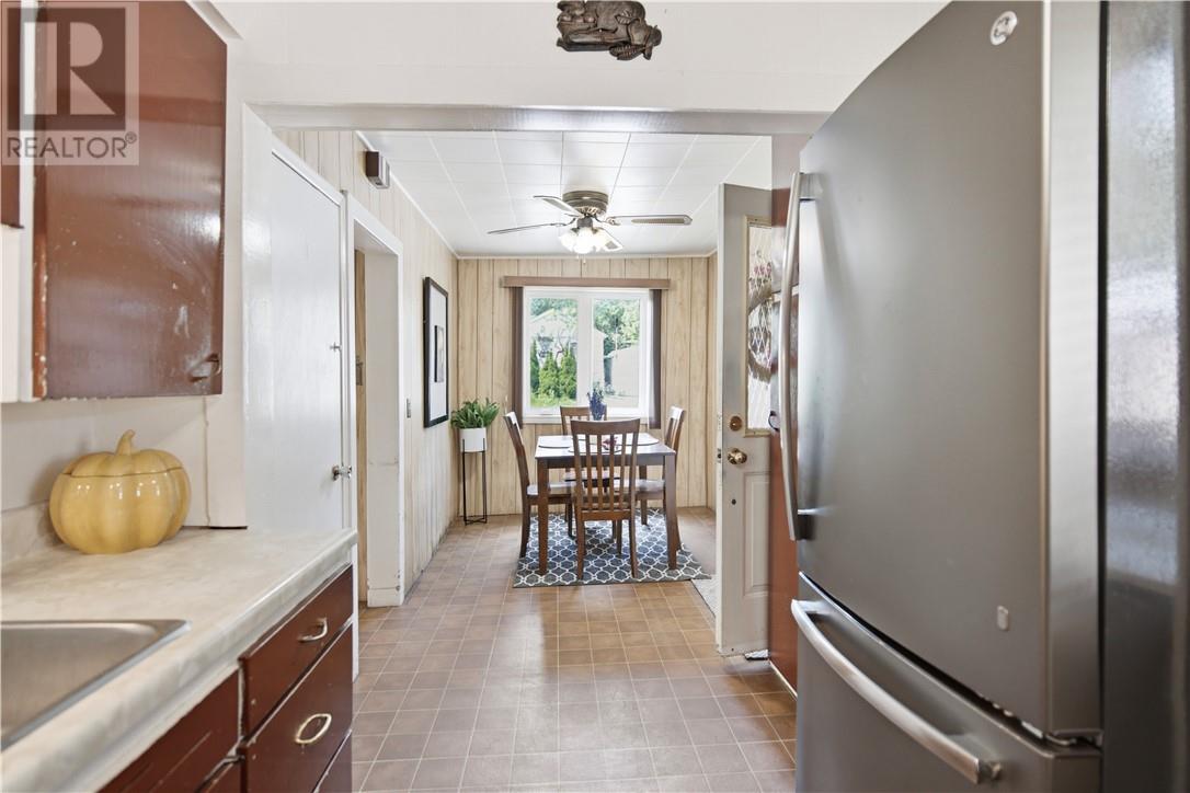 936 Bancroft Drive - 9