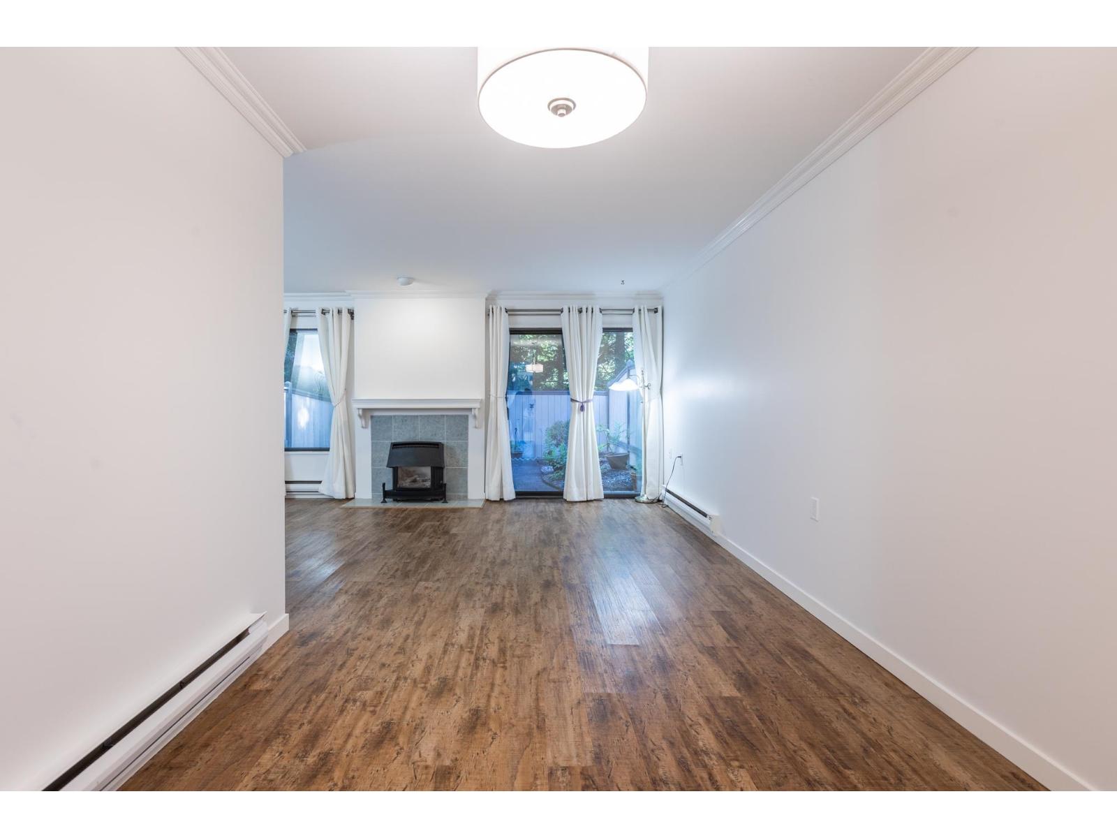 24 3015 TRETHEWEY STREET, Abbotsford