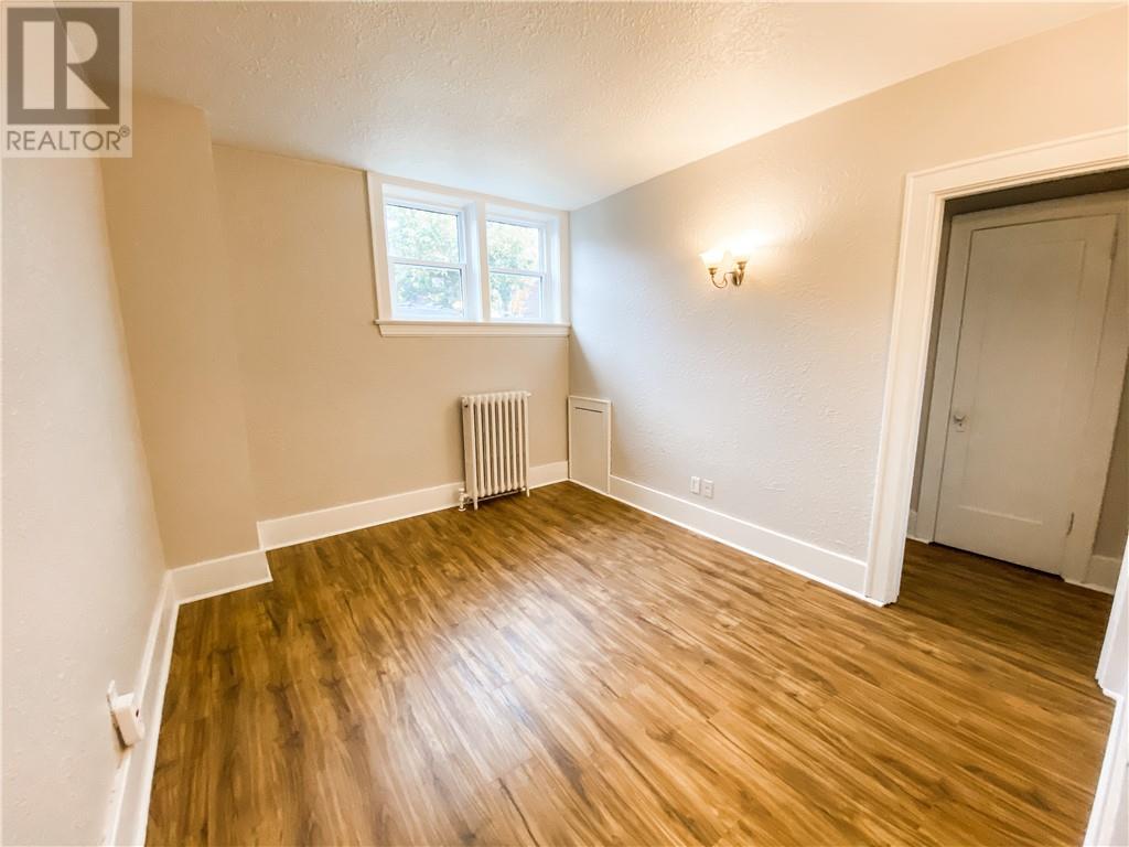 207 Pine - 6