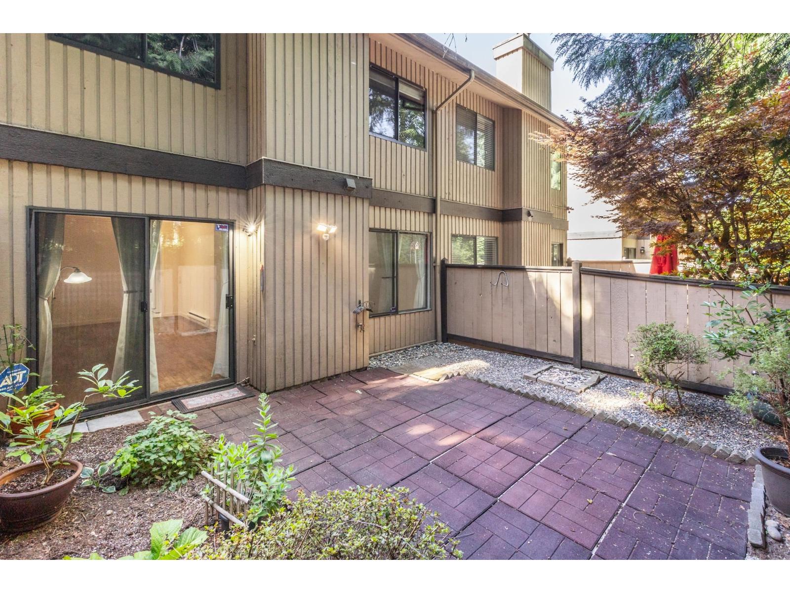 24 3015 TRETHEWEY STREET, Abbotsford