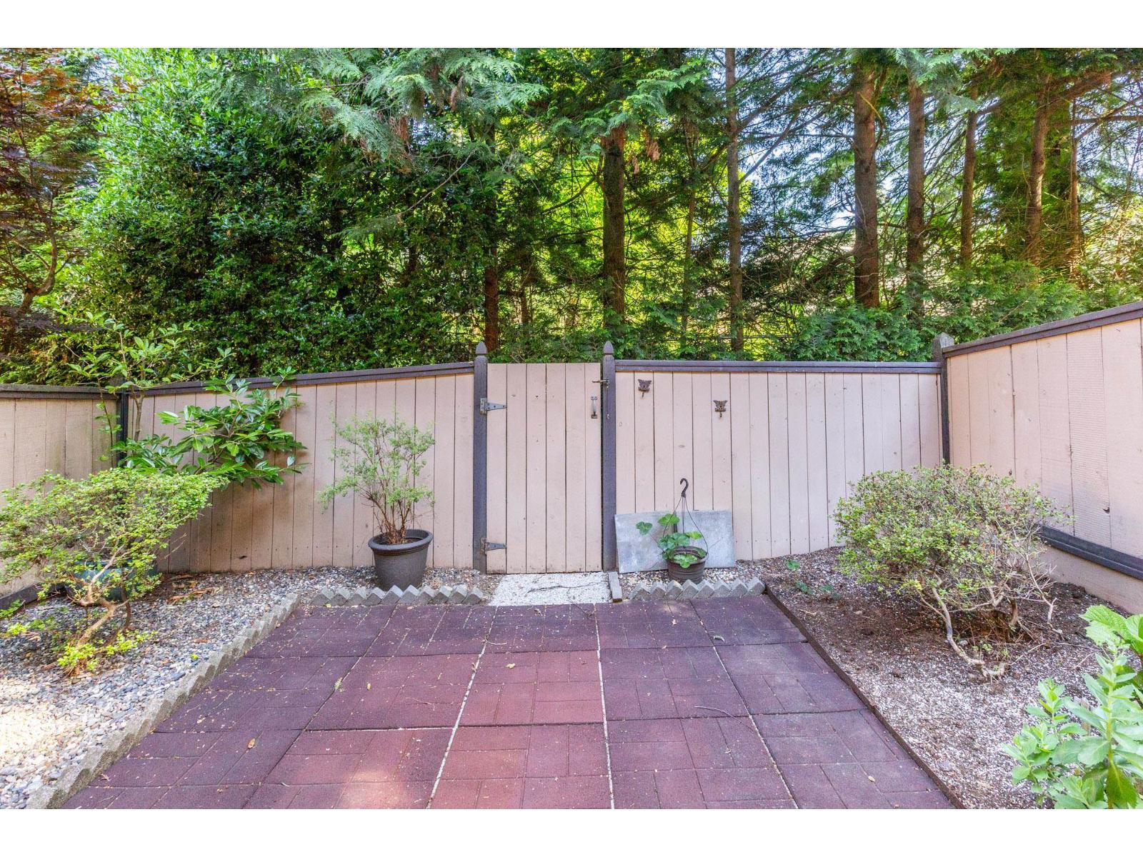 24 3015 TRETHEWEY STREET, Abbotsford