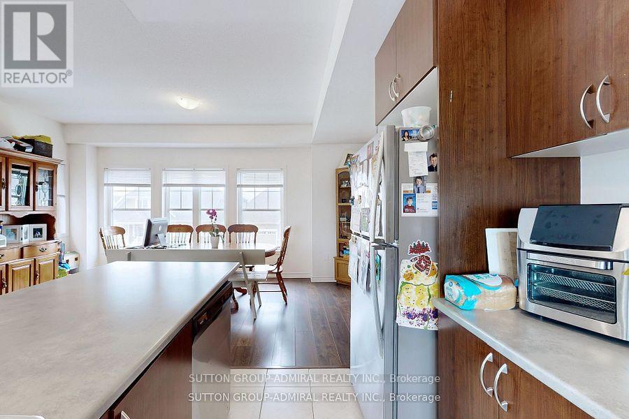 146 VILLAGE GATE DRIVE - 11