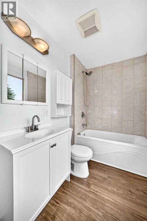60 Erin Mount Crescent SE - 23