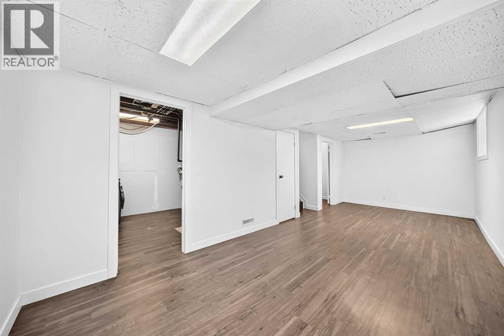 60 Erin Mount Crescent SE - 30