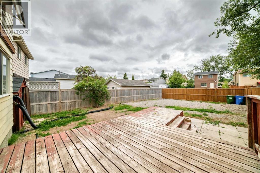 60 Erin Mount Crescent SE - 38
