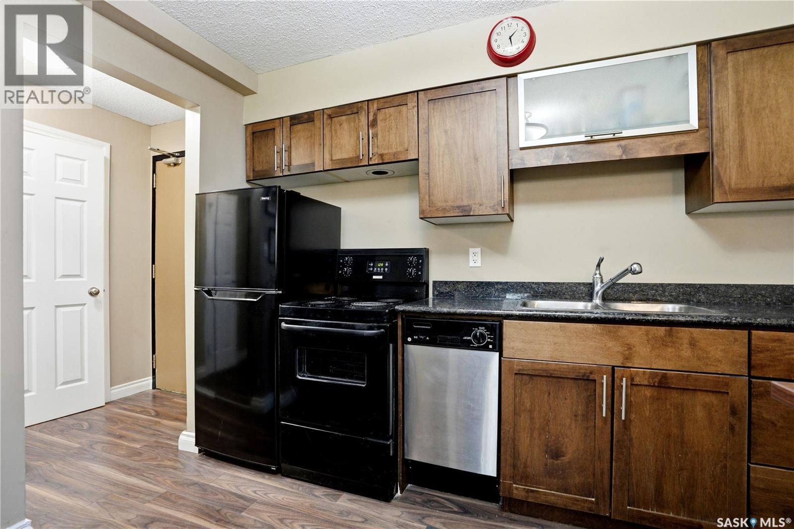 #7 104 104th STREET W - 4