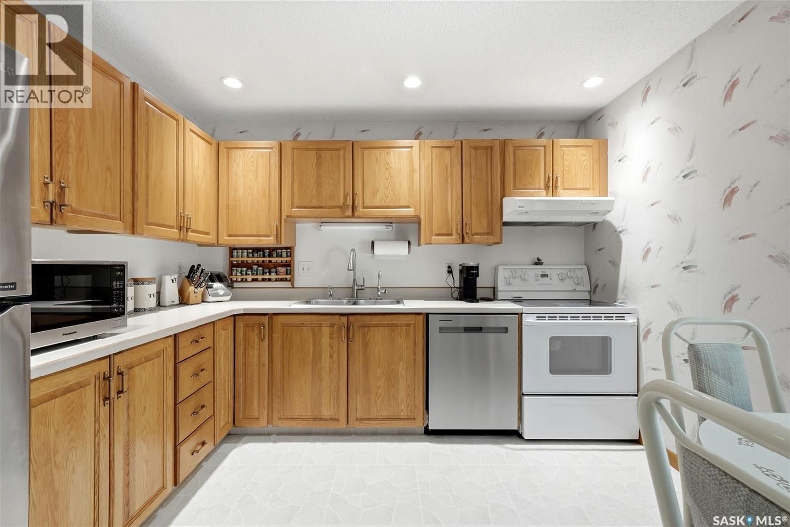 95 Quincy DRIVE — photo 11