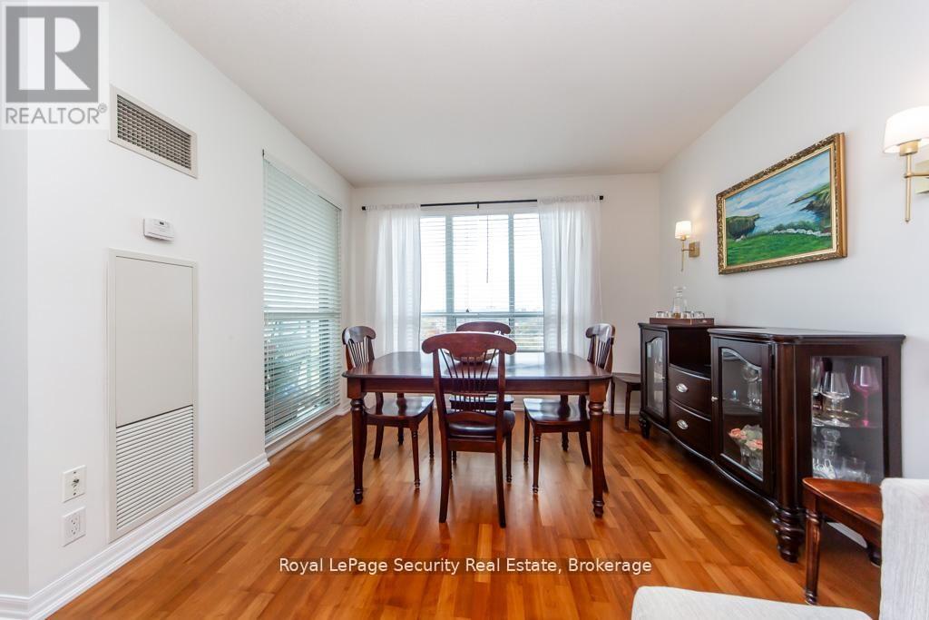 #1402 38 FONTENAY COURT - 10